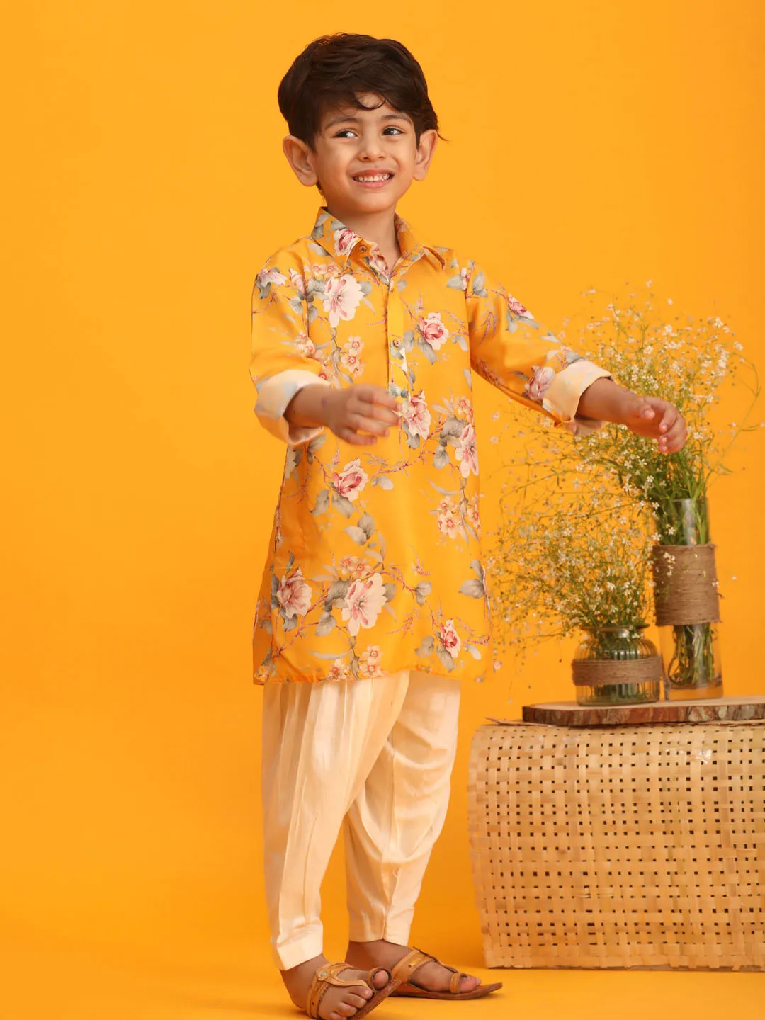 Boy's Multicolor Base Yellow Kurta Patiala Set - Vastramay Boys