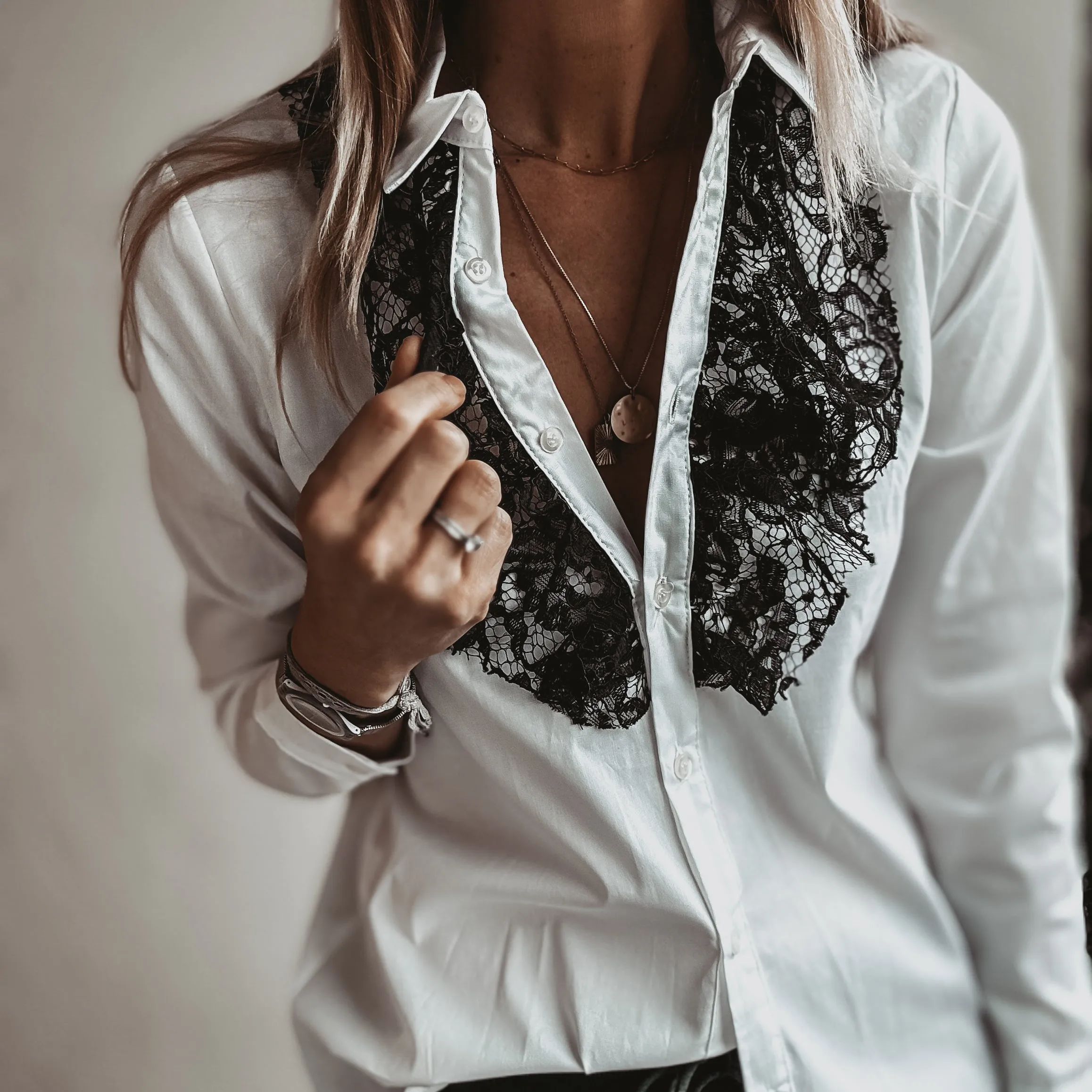 WHITE / BLACK cowgirl lace ruffle Blouse *NEW*